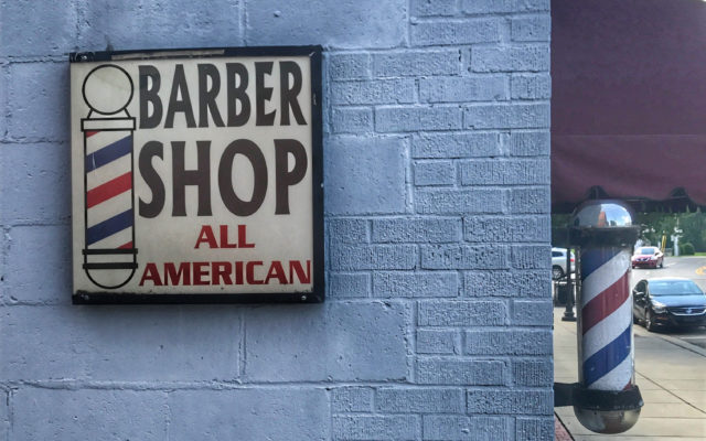 Owosso Barber’s License Suspended for Violating Order to Stay Closed