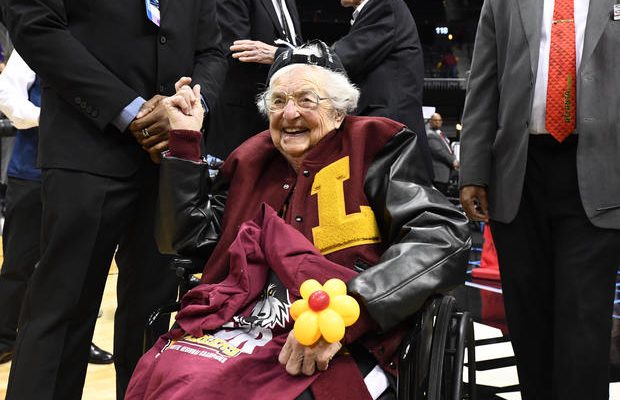101-year-old nun allowed to go to NCAA Tournament