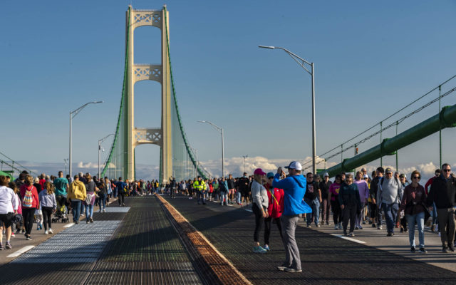 Bridge Walk Draws 21,000 After Hiatus