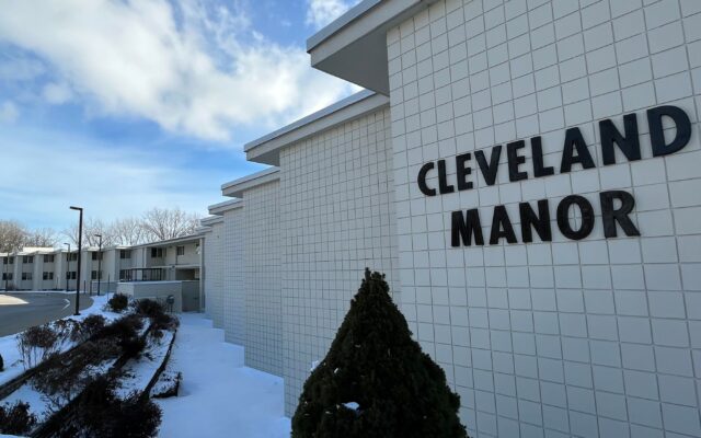 Cleveland Manor Receives Consumers Energy Foundation Grant