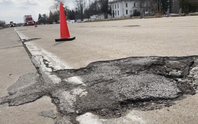 Lt. Gov Gilchrist Fills Potholes w/ MDOT in Freeland