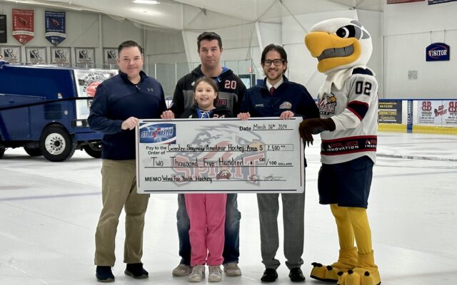 Storm Master Exteriors Donates $2,500 To The Greater Saginaw Amateur Hockey Association.